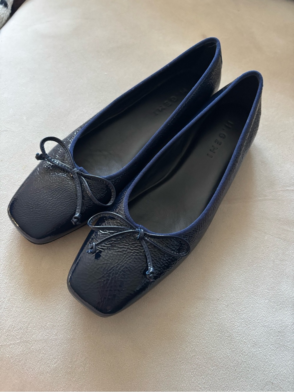 M. GEMI The Danza Navy Leather Ballet Flats Bow Square Toe Textured Patent 7.5